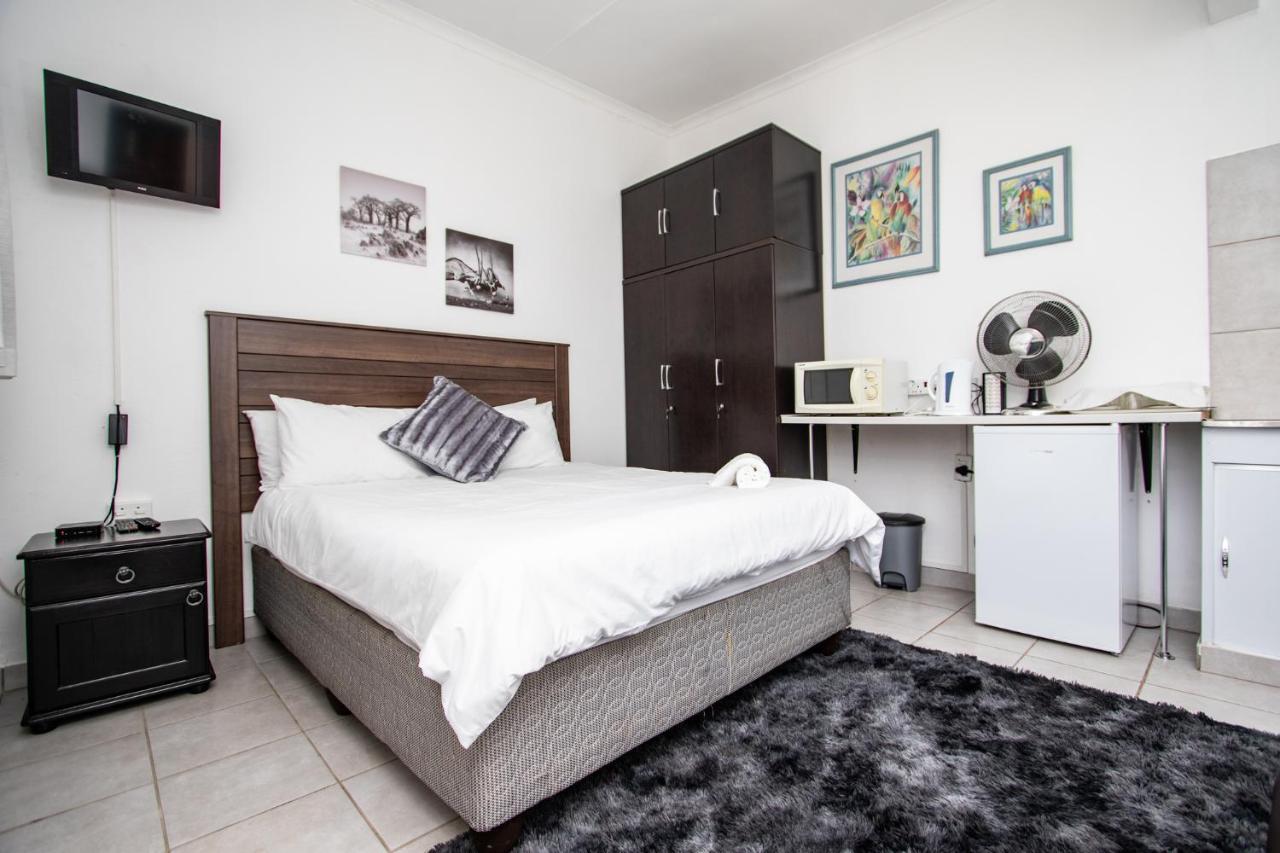 Willow Guest House Боксбург Экстерьер фото