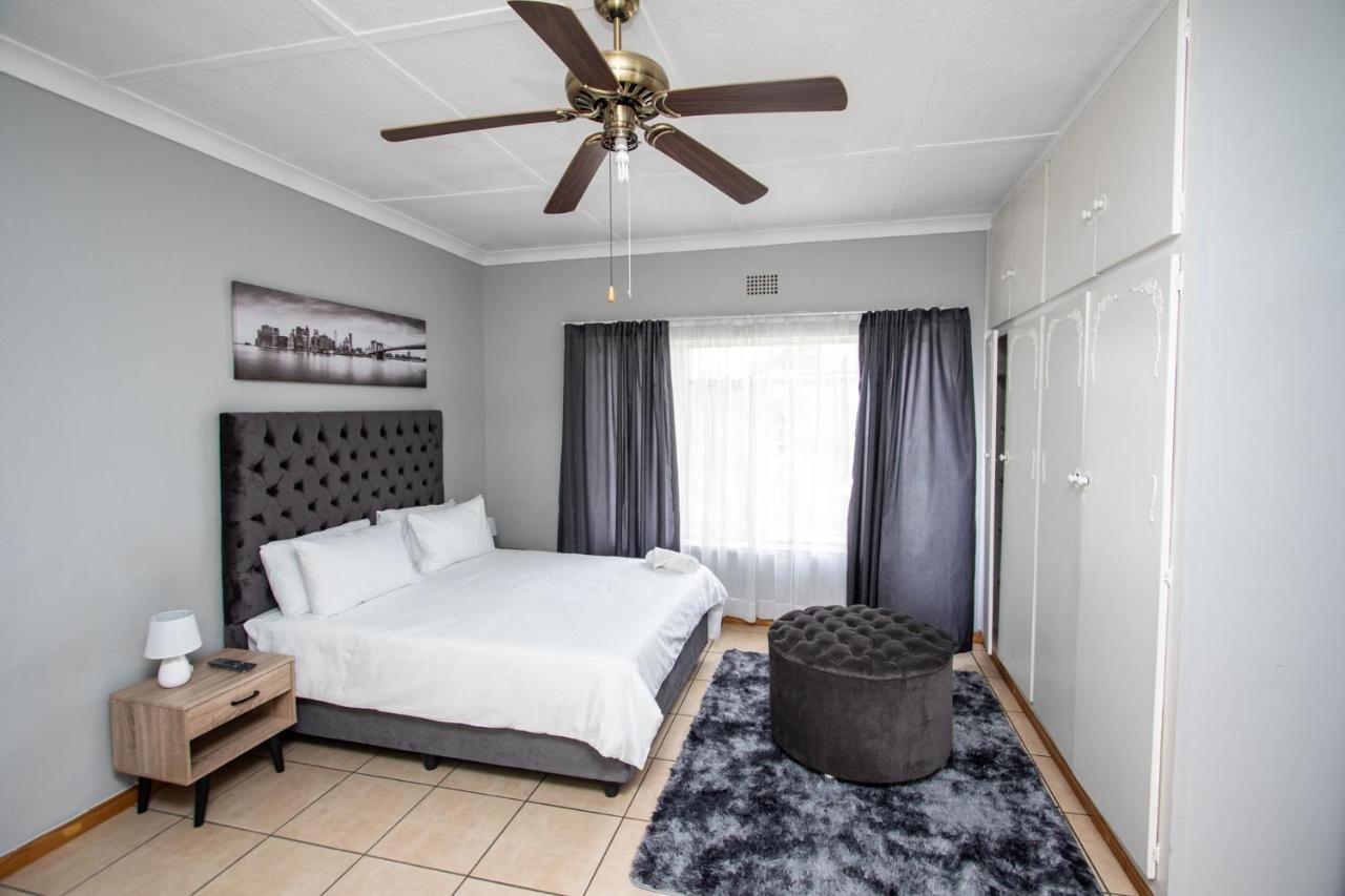 Willow Guest House Боксбург Экстерьер фото