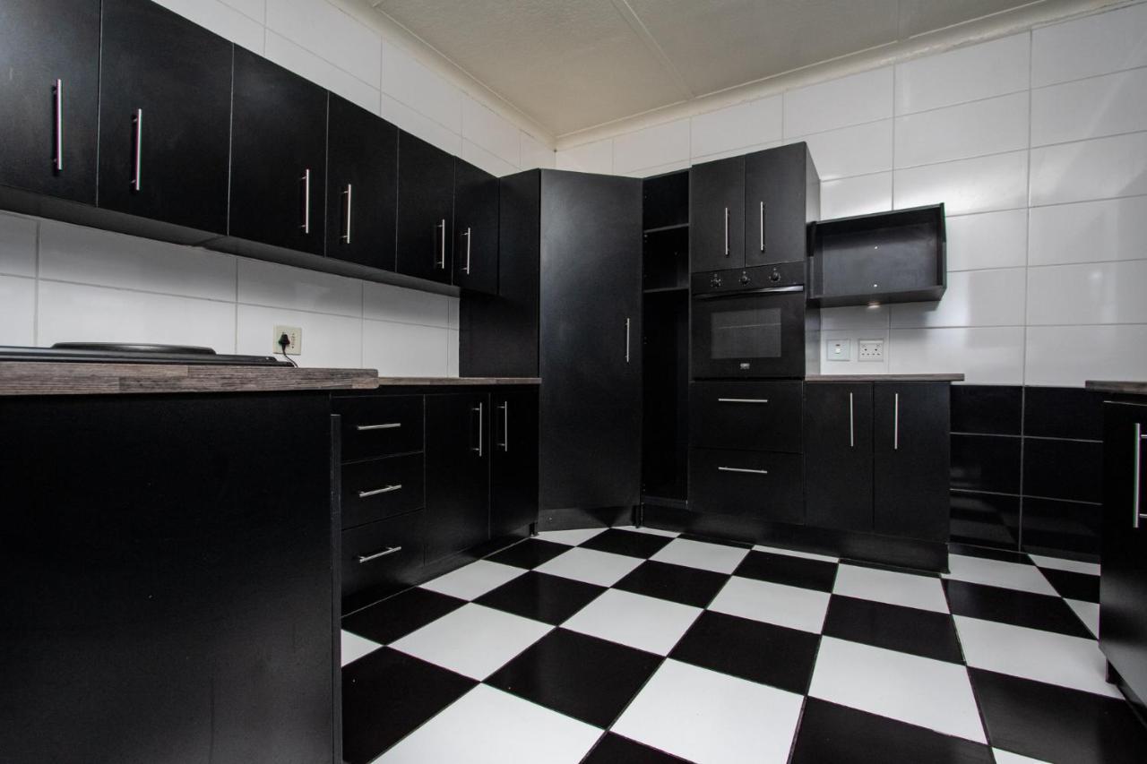 Willow Guest House Боксбург Экстерьер фото