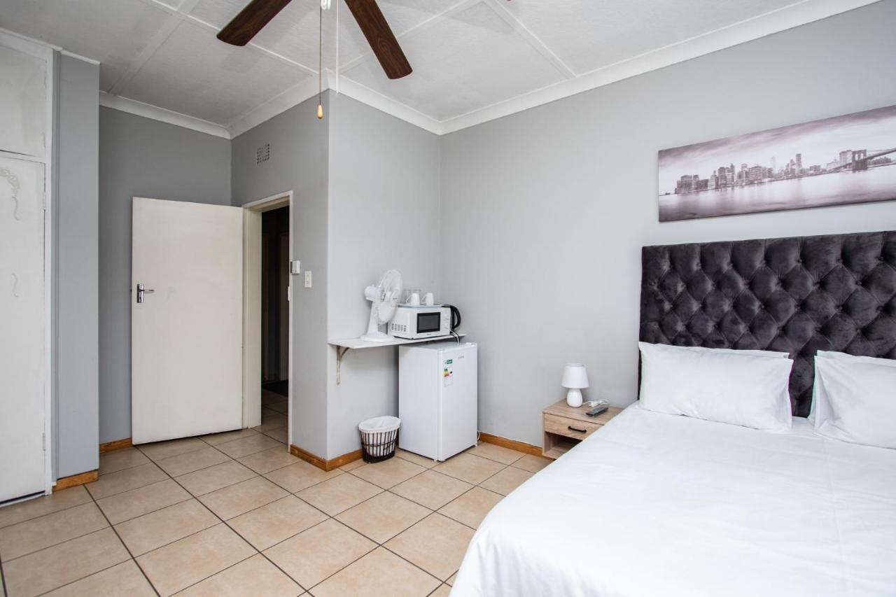 Willow Guest House Боксбург Экстерьер фото