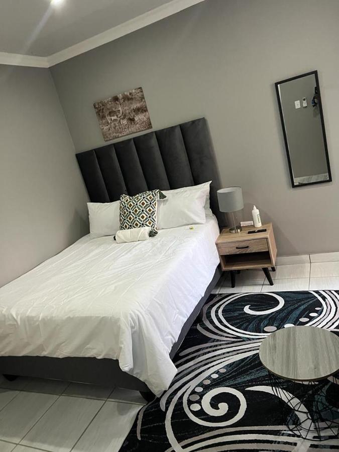 Willow Guest House Боксбург Экстерьер фото